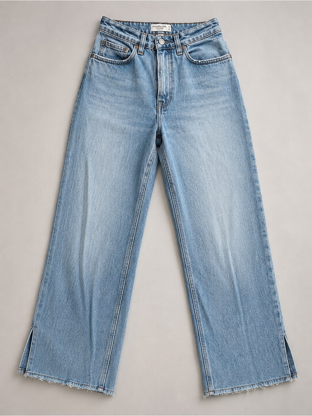 Abercrombie & Fitch Curve Love 90s Straight Ultra High Rise Slit Jean Size 26​